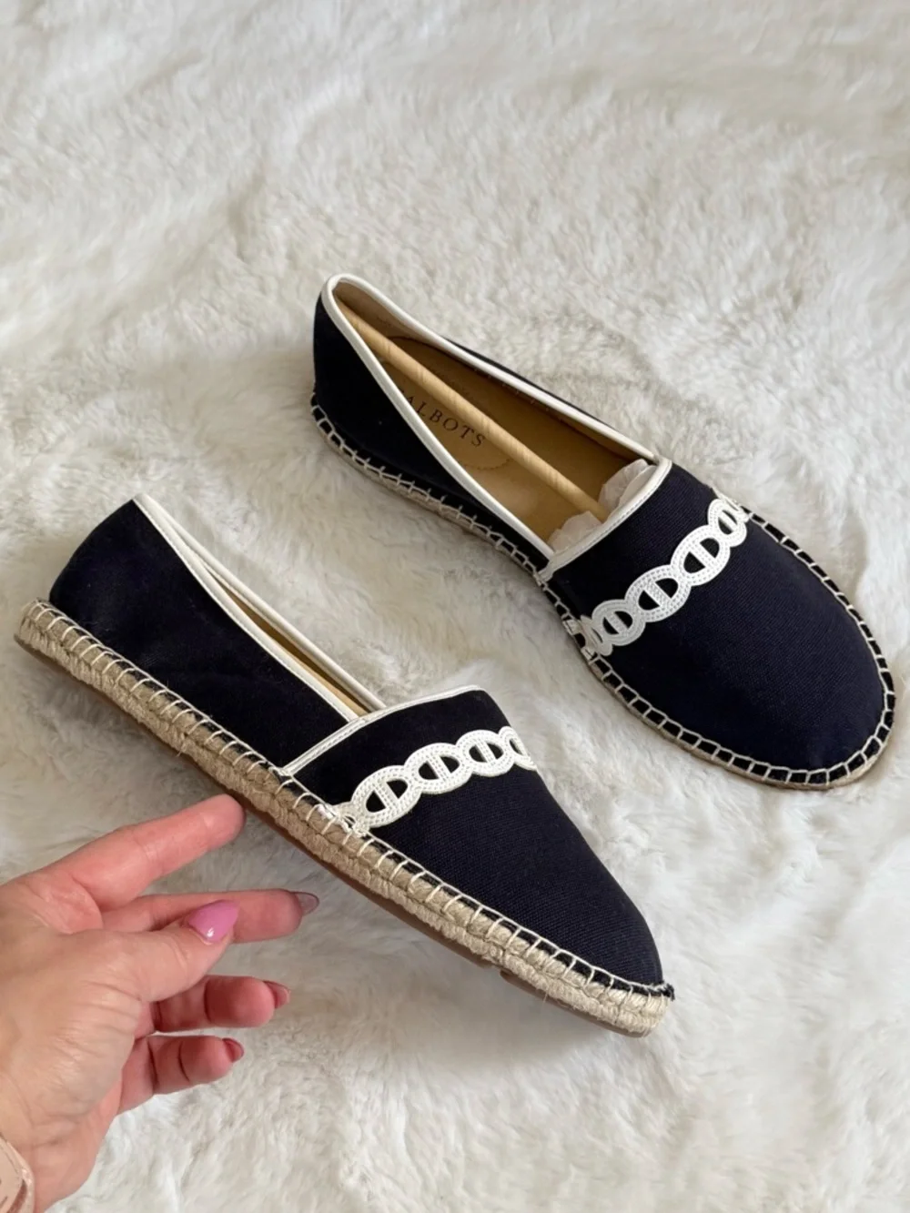 TALBOTS NIB 10 1/2 Izzy Chain Canvas Espadrille Flats in Indigo Blue / White NWT